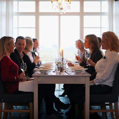 Blasingsborgs Gardshotell Pa Oesterlen Kivik Extérieur photo