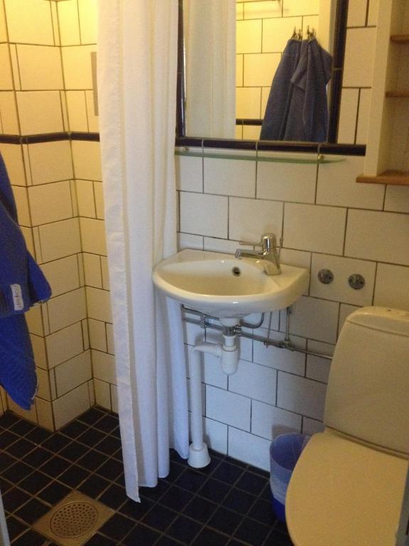 Blasingsborgs Gardshotell Pa Oesterlen Kivik Chambre photo